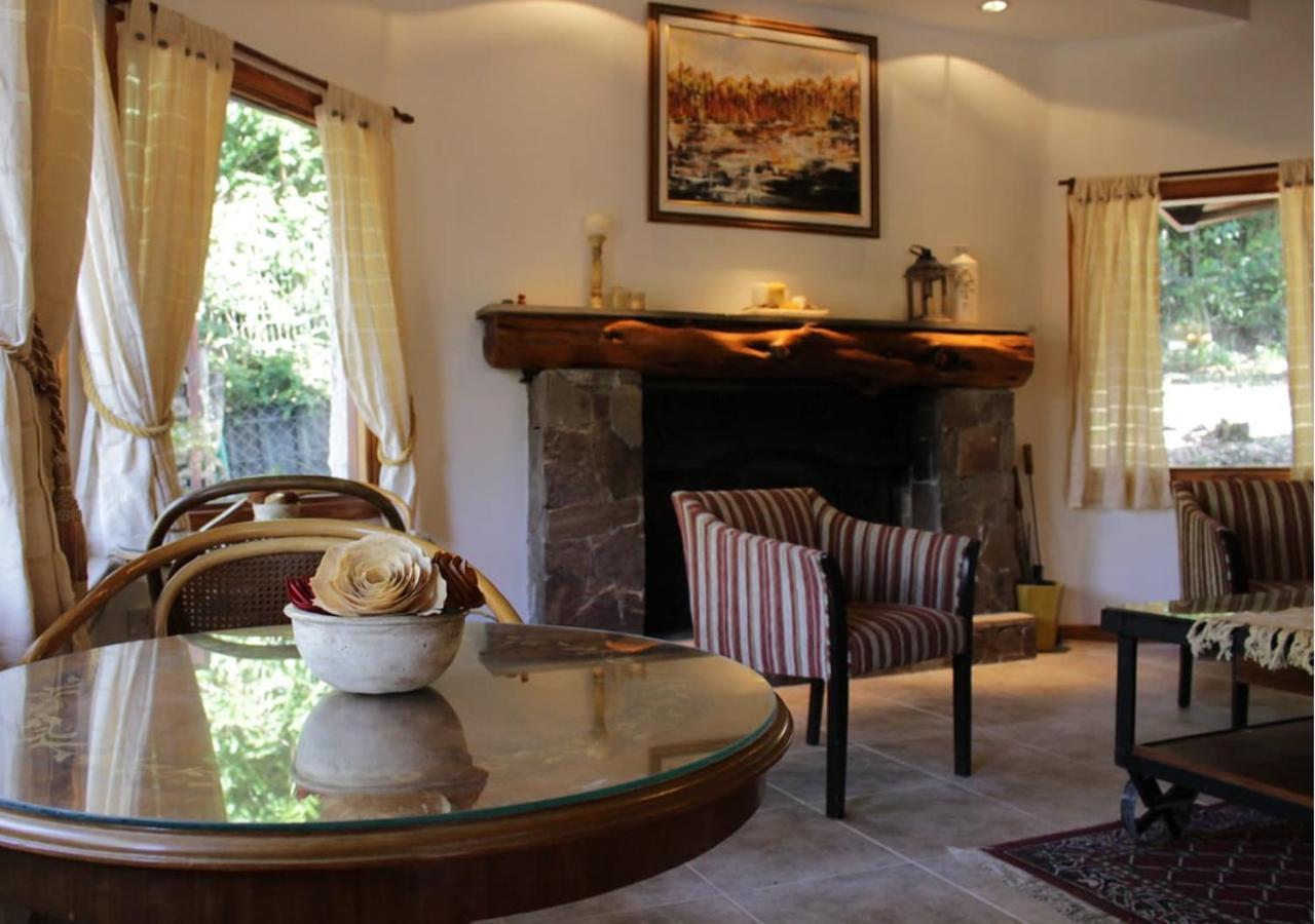 Bed and Breakfast Paso Puyehue Villa La Angostura Esterno foto